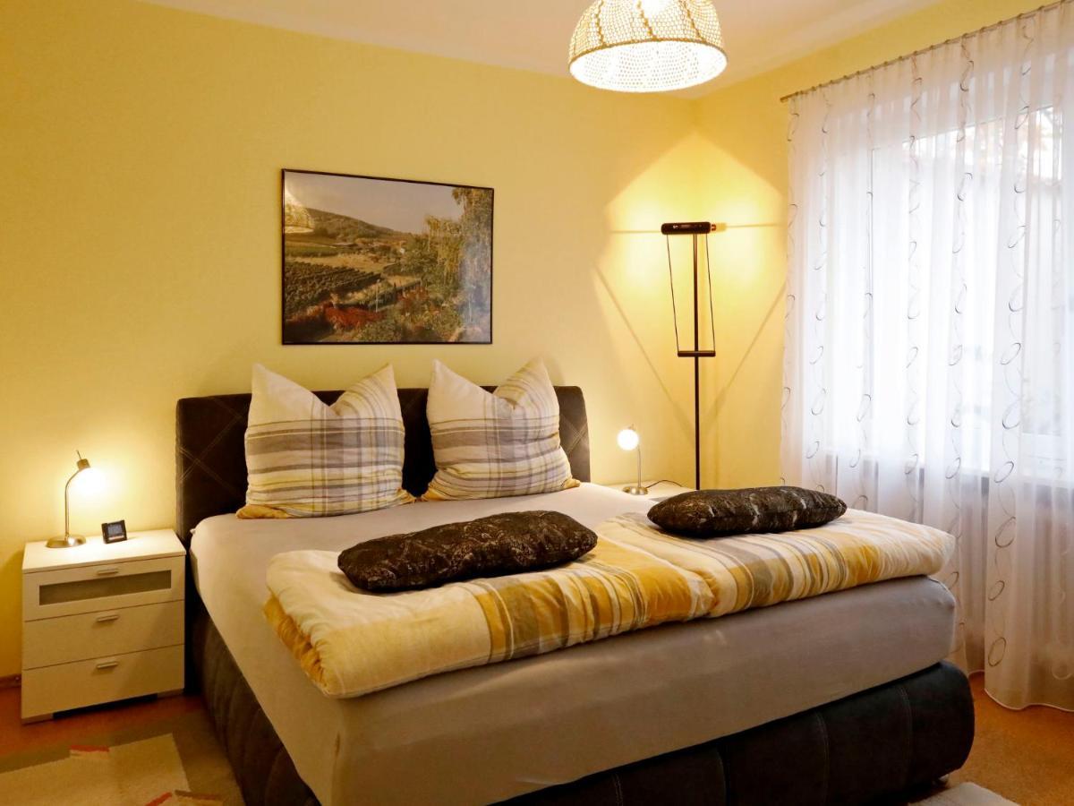 Apartment Am Weinberg By Interhome Bad Dürkheim Eksteriør billede